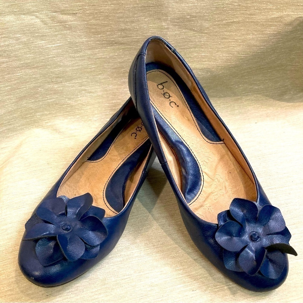 BOC Sz 8 Born Of Concept 3D Flower Toe Cap Vegan Leather Ballet Flats Shoes